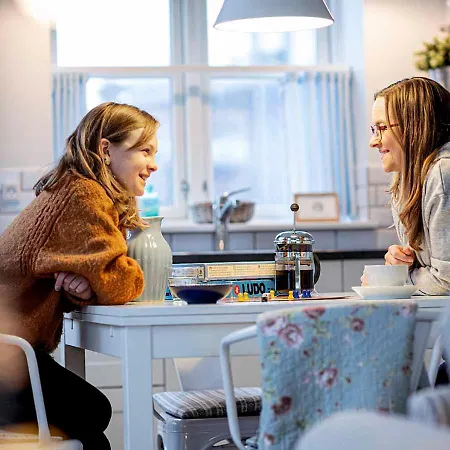 Hjerting Отель 3*