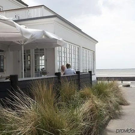 מלון Hjerting 3*